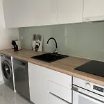 A Casinha Avo Mariana 53 * נאזרה