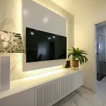A Casinha Avo Mariana 53 * נאזרה