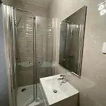A Casinha Avo Mariana 53 דירה נאזרה
